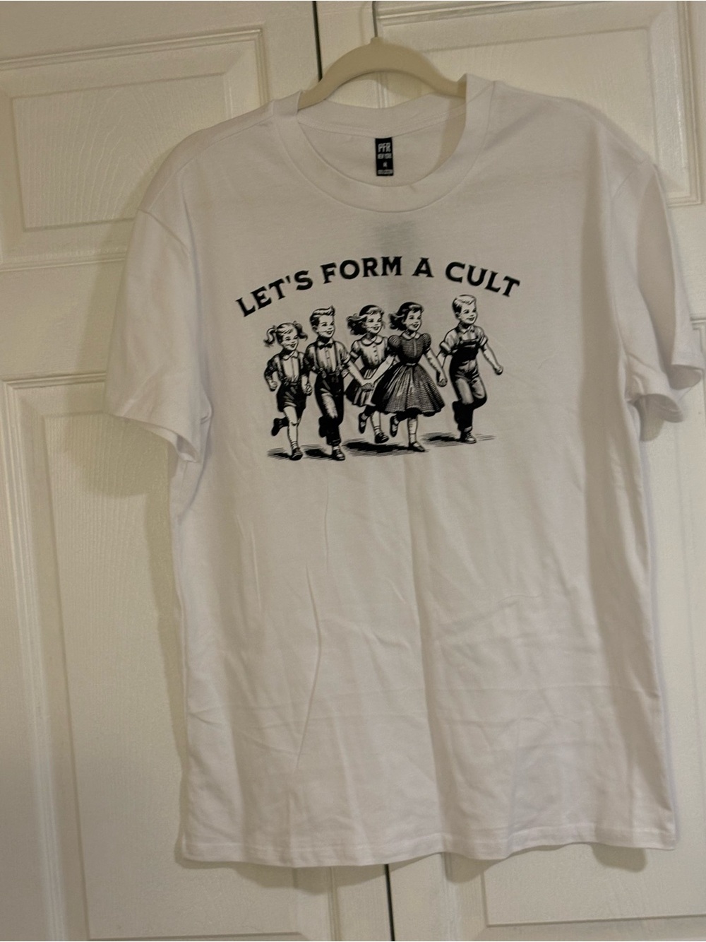 LET'S FORM A CULT White Graphic Tee - Size Medium